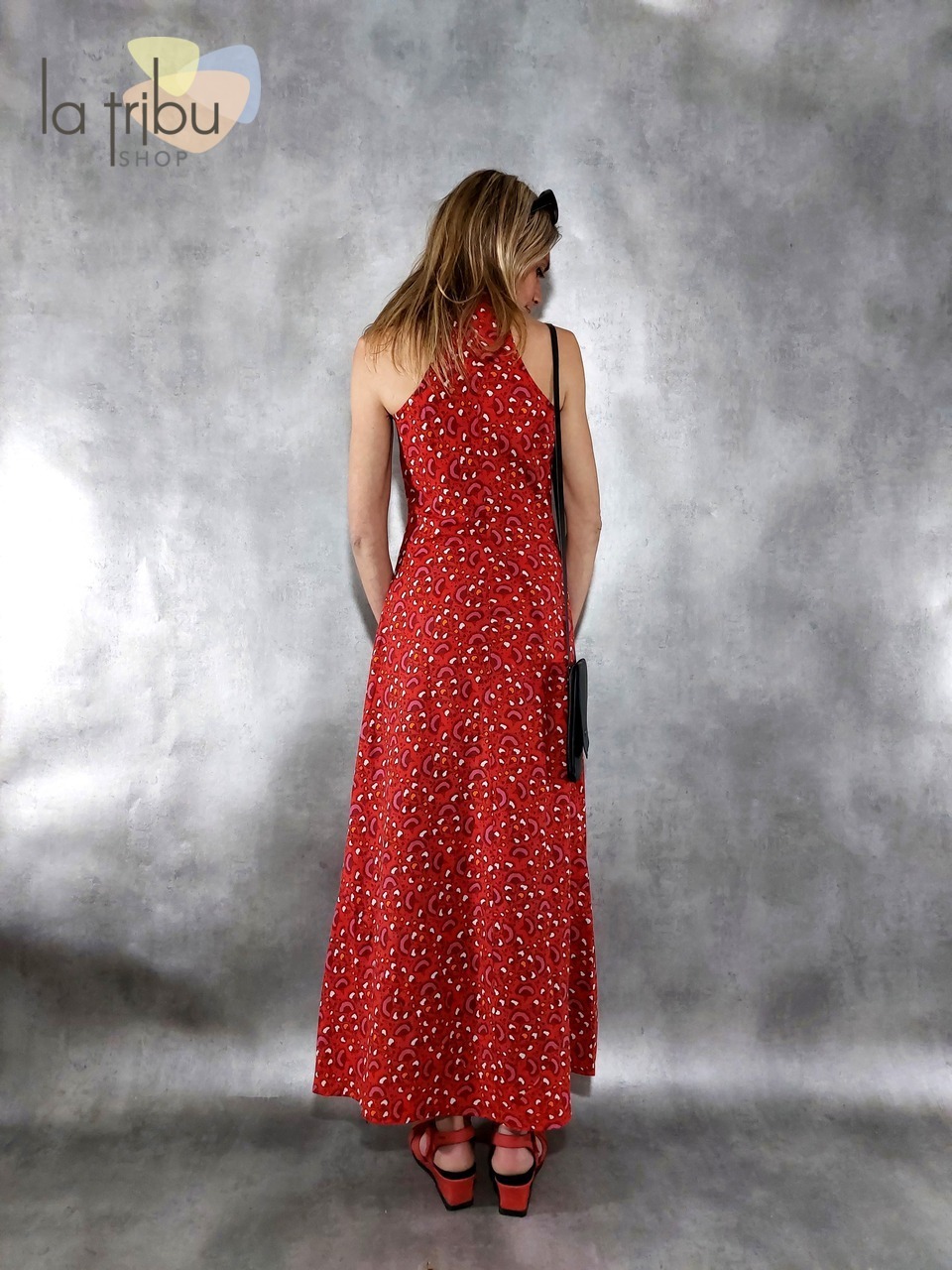 Belle robe longue rouge collection KaliYog 2023